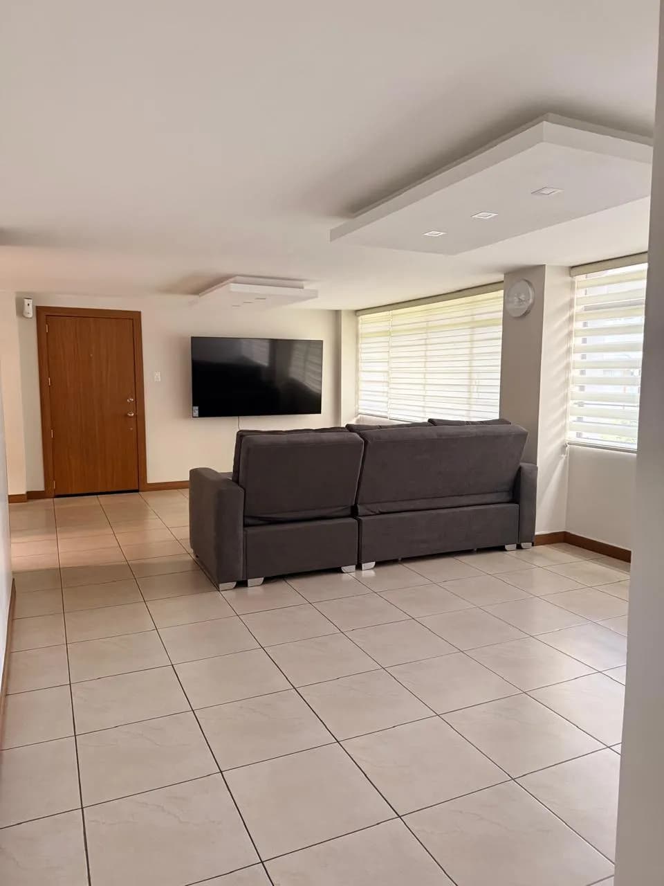 Venta de amplió departamento en el Conjunto Edificio Multifamiliar El Batán — foto 10