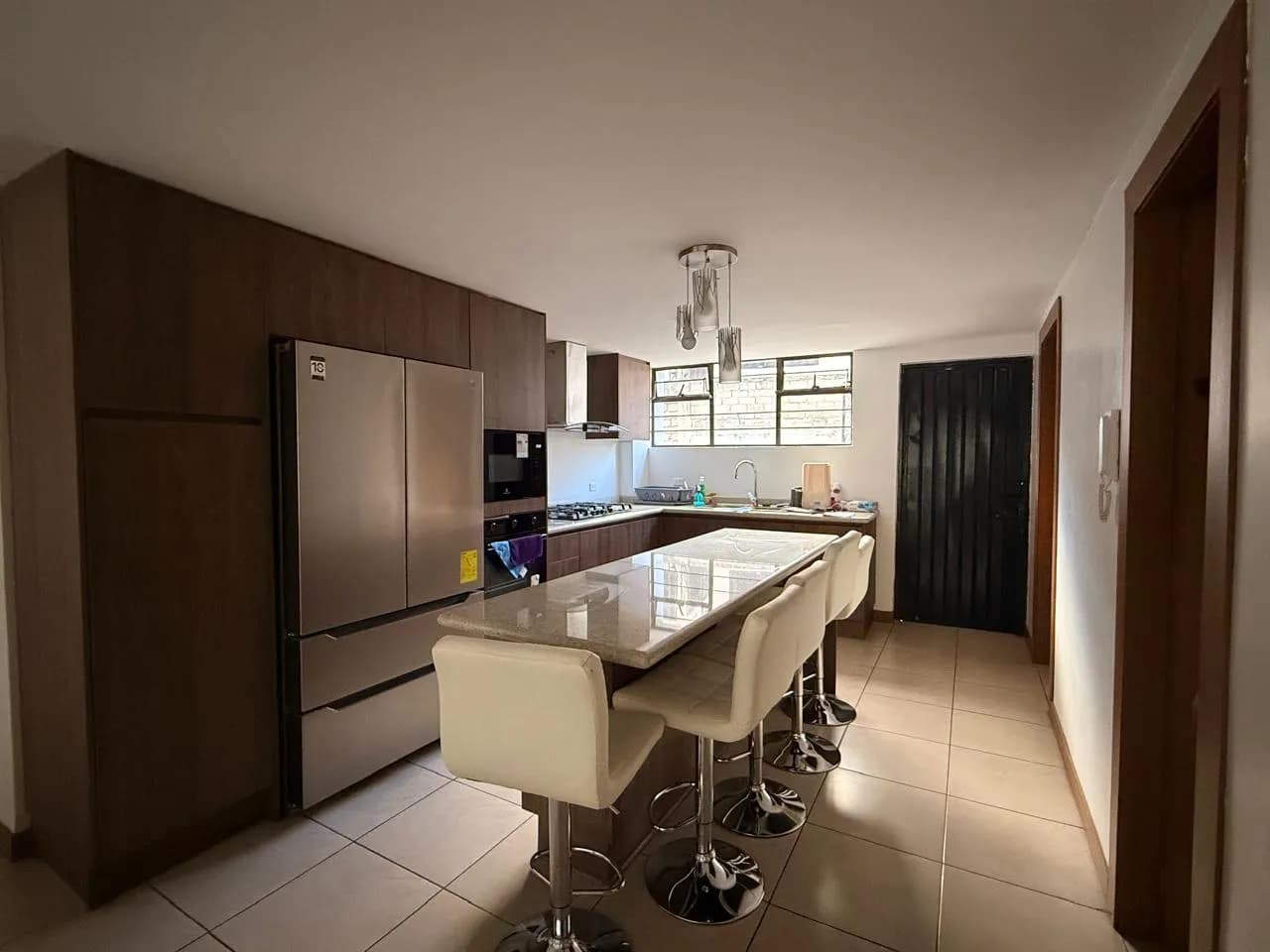 Venta de amplió departamento en el Conjunto Edificio Multifamiliar El Batán — foto 6
