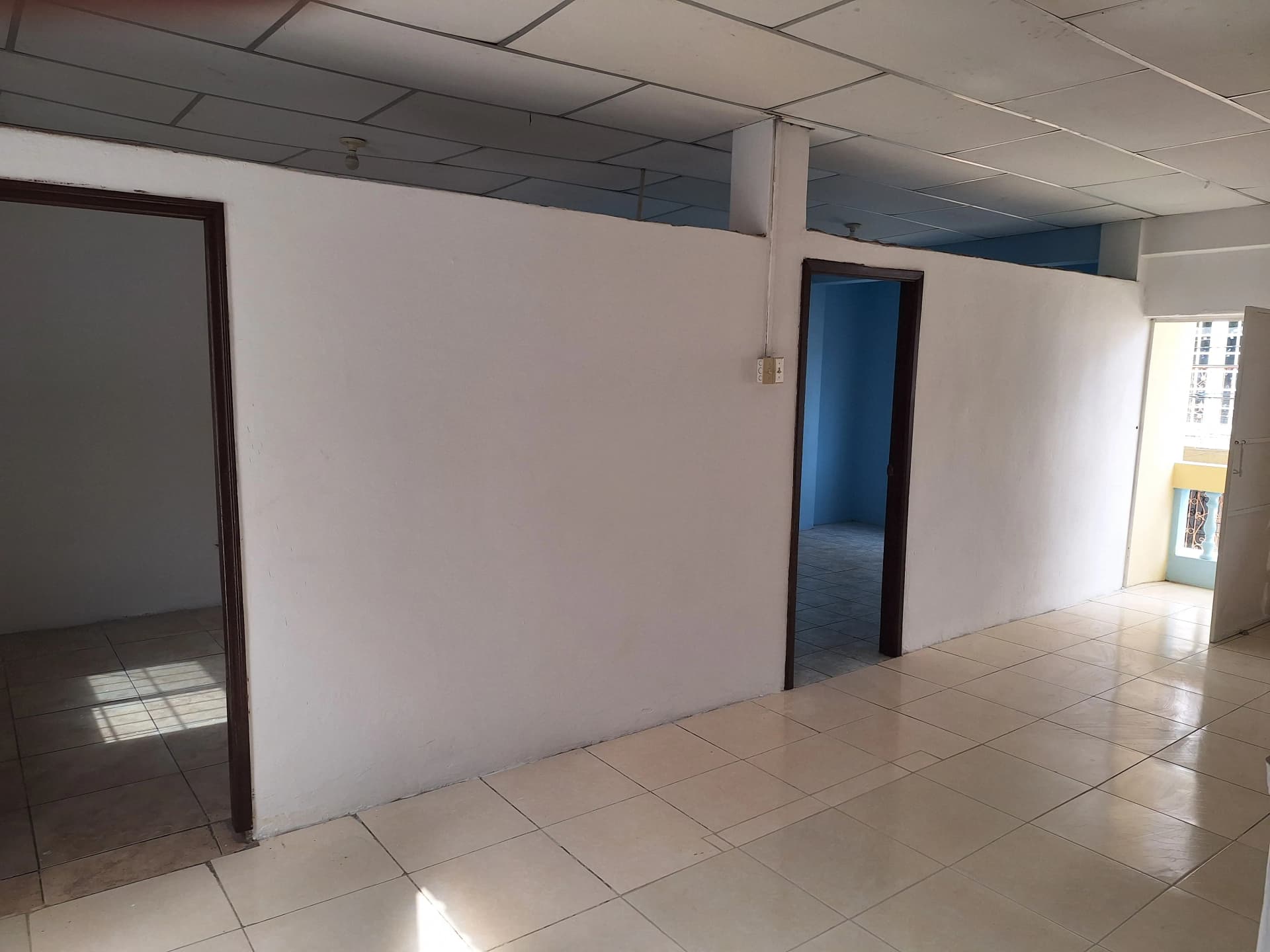 Alquilo departamento planta alta — foto 4