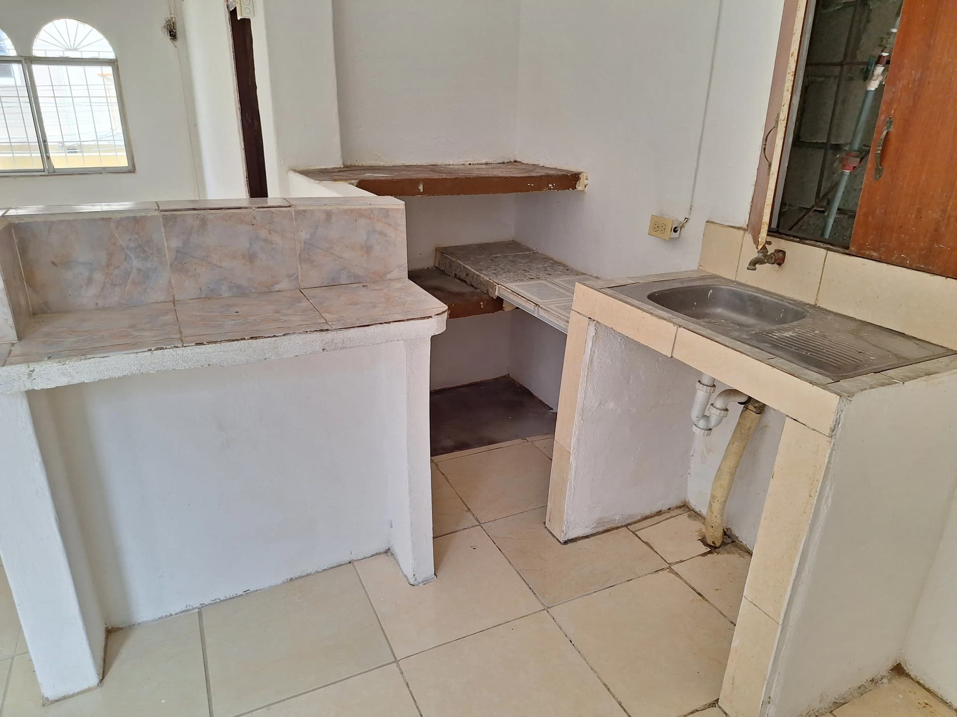 Alquilo departamento planta alta — foto 5