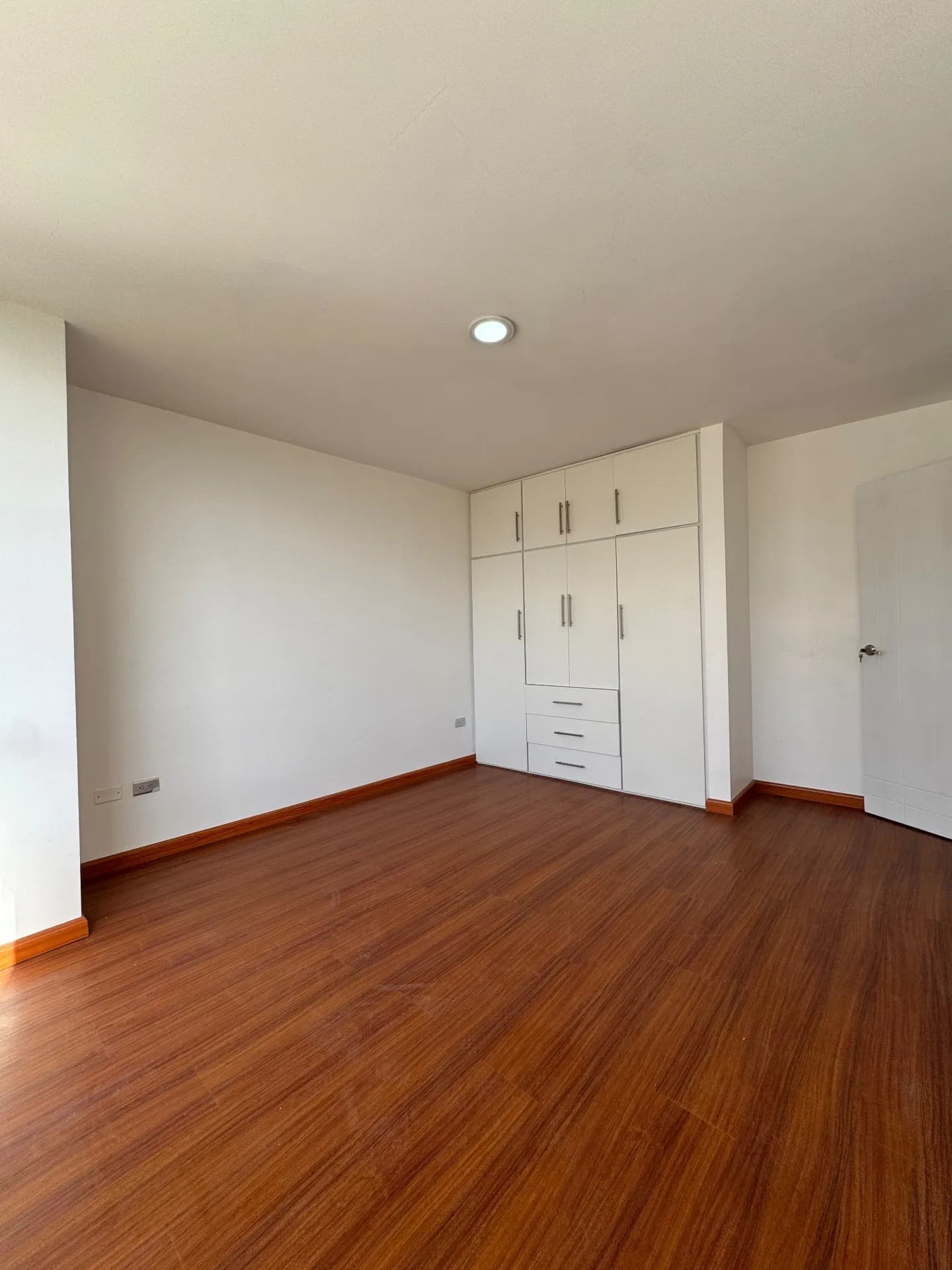 Casa de oportunidad en Chambo — foto 10