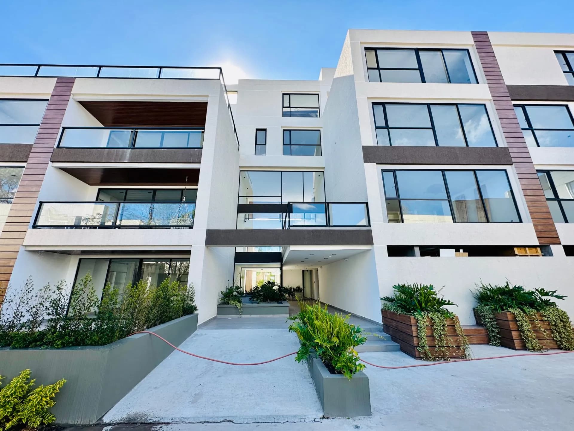 SUITE 203 | ARMONNIA II - Cumbayá — foto 1