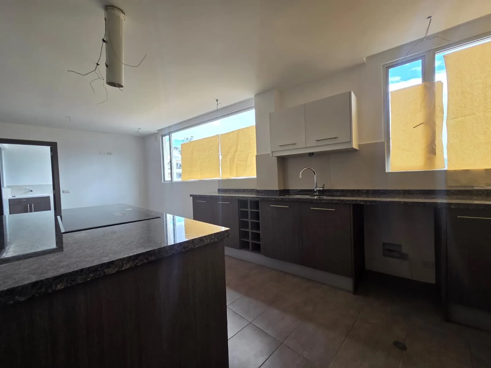DEPARTAMENTO DE LUJO A ESTRENAR – BELLAVISTA, QUITO — foto 3