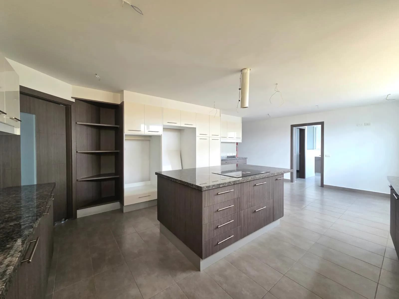 DEPARTAMENTO DE LUJO A ESTRENAR – BELLAVISTA, QUITO — foto 5
