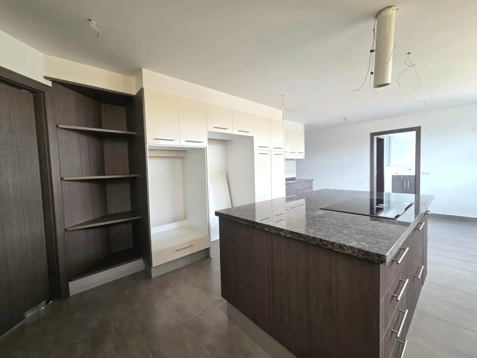 DEPARTAMENTO DE LUJO A ESTRENAR – BELLAVISTA, QUITO — foto 9