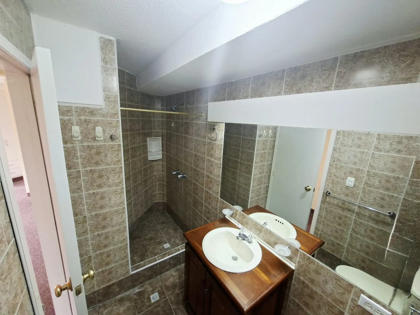 ¡DEPARTAMENTO EN VENTA EN EL NORTE DE QUITO! — foto 15