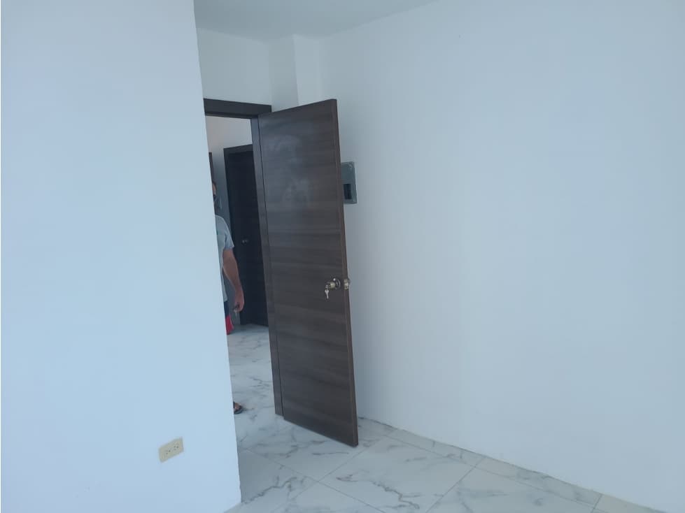 En venta departamento en la Playa Los Arenales. — foto 4