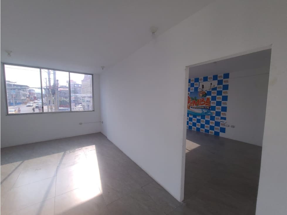 En renta oficina centro de Manta. — foto 4