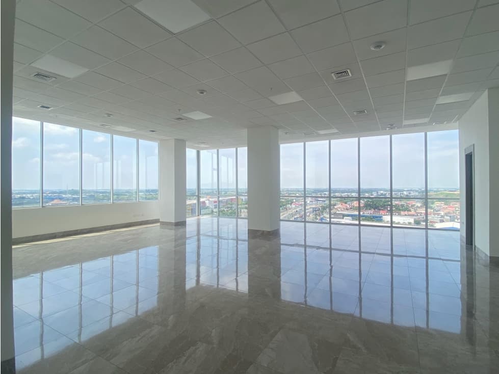 ALQUILO OFICINA EDIFICIO PLATINUM 1 — foto 1