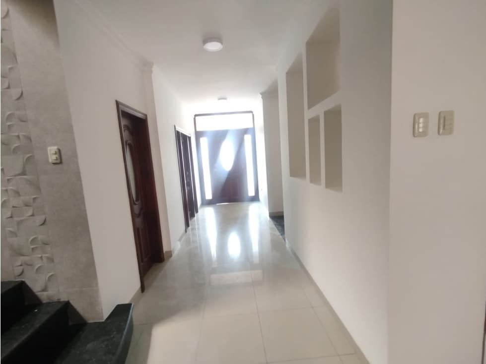 VENDO CASA EN LAS CUMBRES, CEIBOS NORTE — foto 3