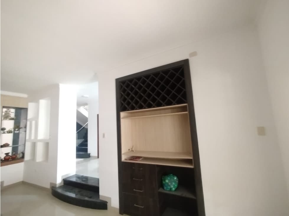 VENDO CASA EN LAS CUMBRES, CEIBOS NORTE — foto 4