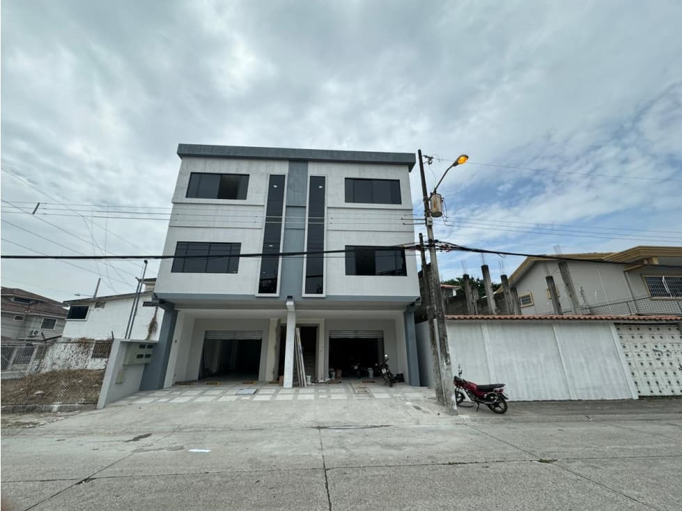 EDIFICIO DE ESTRENO EN KENNEDY NORTE — foto 3