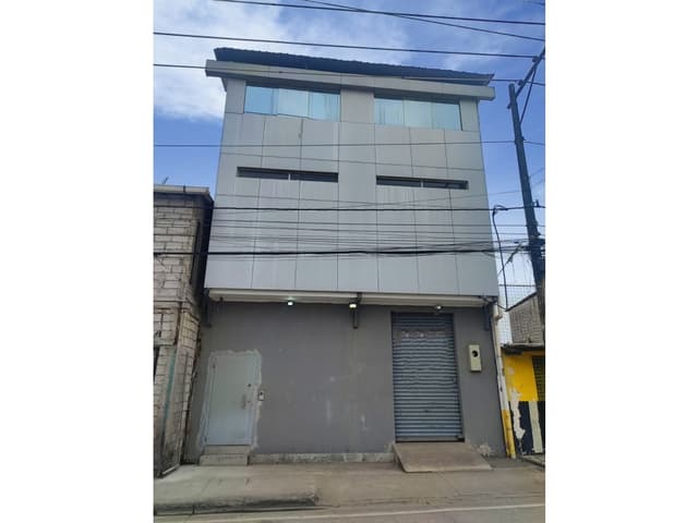 EDIFICIO CERCA DEL MALL DEL NORTE