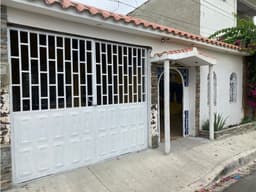 PROPIEDAD EN LA LIBERTAD BARRIO JOSE TAMARIZ MORA