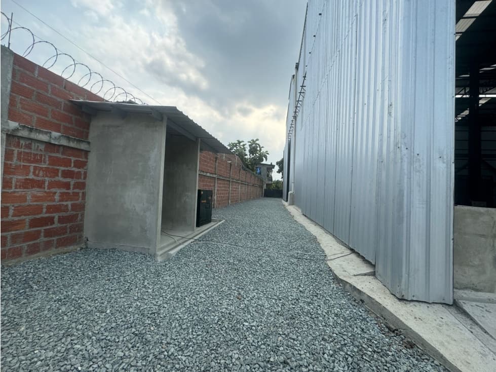 Oportunidad Única en Petrillo Zona Industrial — foto 5