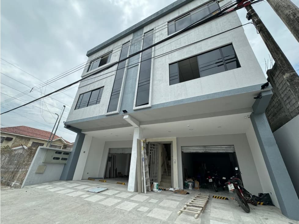 EDIFICIO DE ESTRENO EN KENNEDY NORTE — foto 1