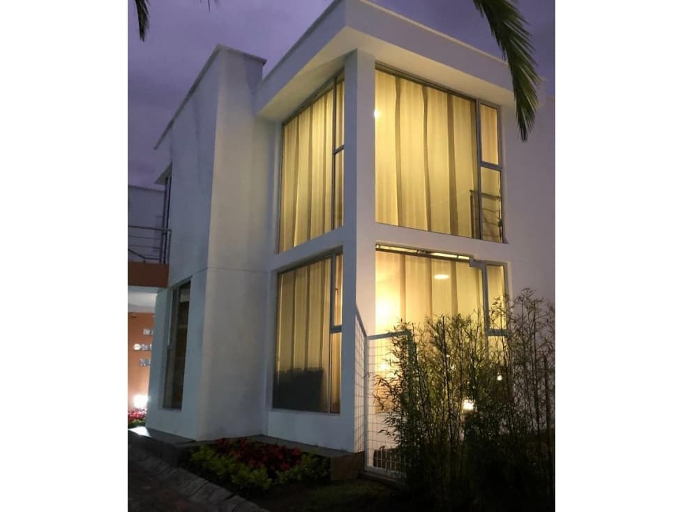 Casa en Venta en Tumbaco | 286 m² Construcción + 123 m² Jardín — foto 5