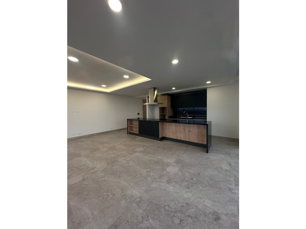 Penthouse en venta en Quito Tenis Quito Ecuador Edificio Moderno — foto 3
