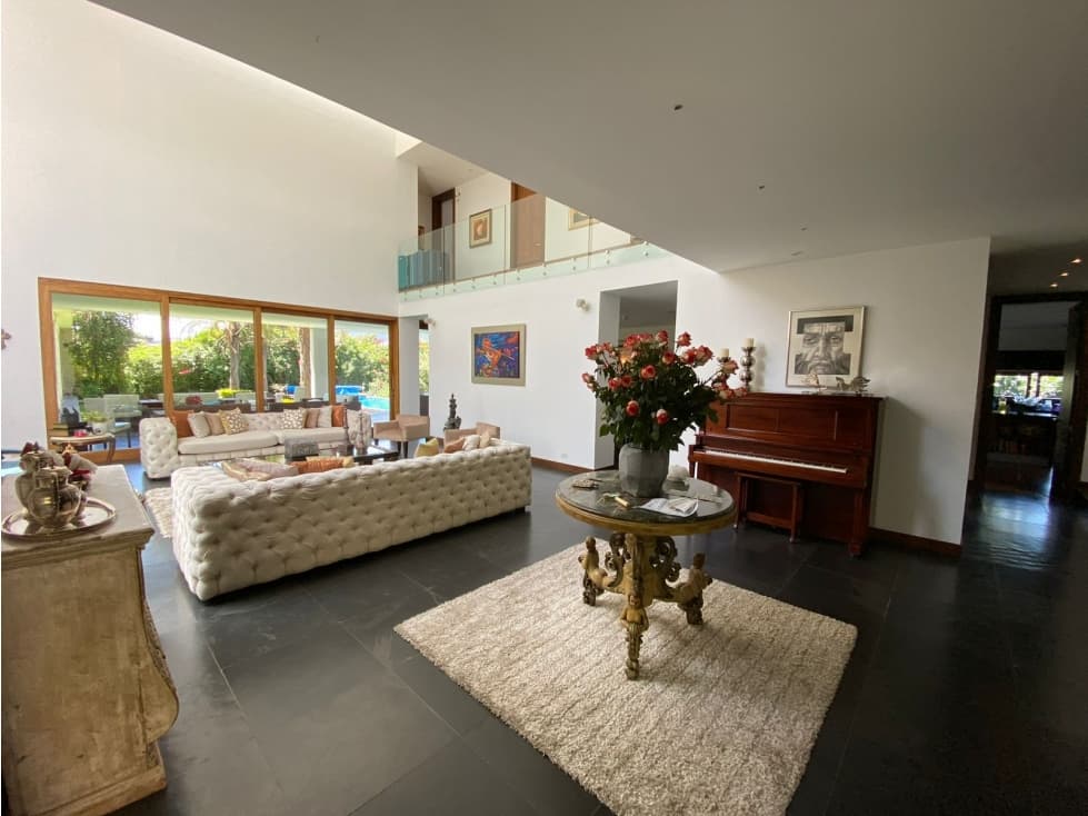 Casa de lujo en Cumbayá con piscina, cine, ascensor en Venta — foto 5