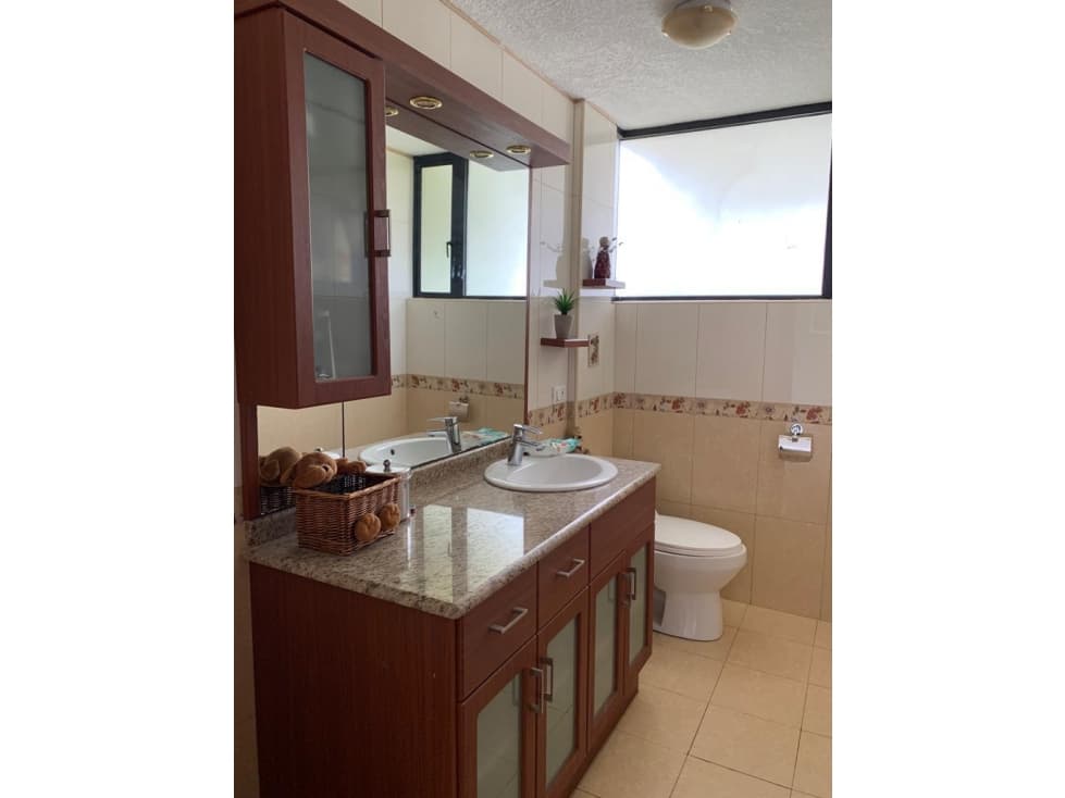 Casas de Venta en Cumbayá Jardines del Este cerca de la USFQ — foto 5