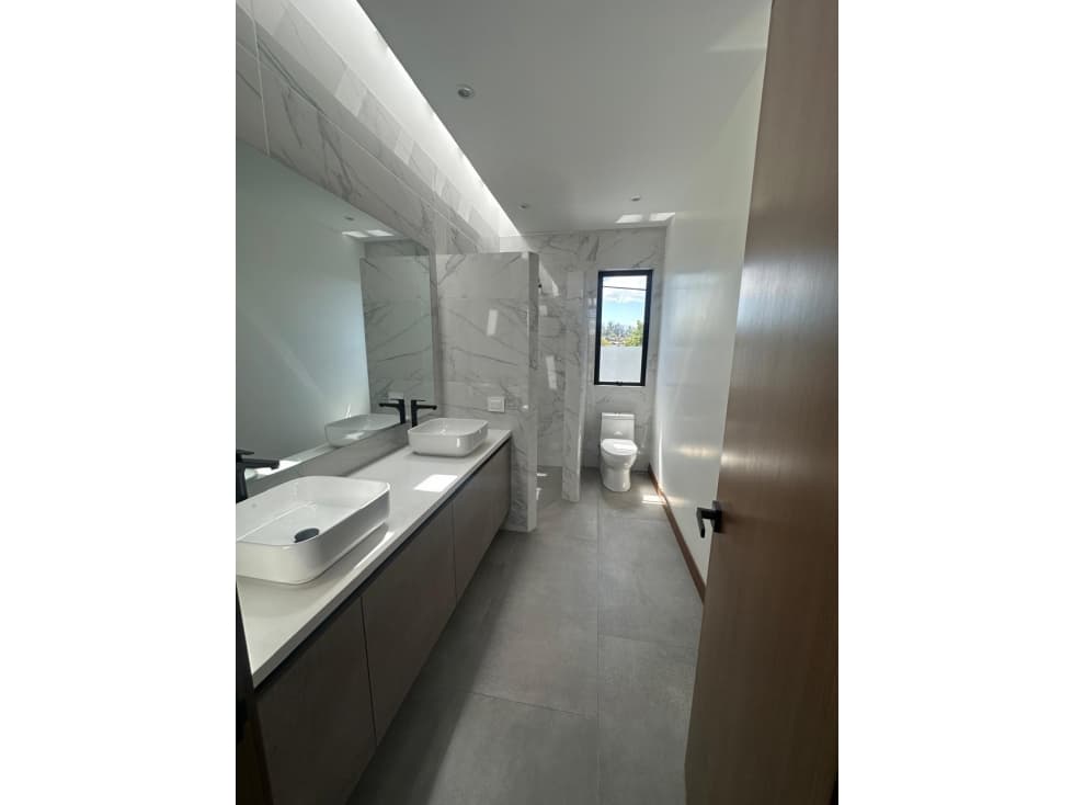 Casas de lujo en Puembo: 3 dormitorios, jardín y estreno listas — foto 6