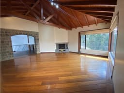 Casa Colonial de Lujo en Venta en Campo Alegre cerca Academia Cotopaxi
