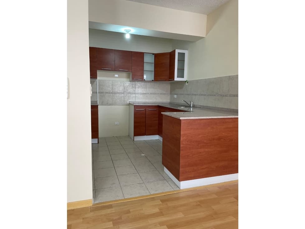 VENDO DEPARTAMENTO 3 DORMITORIOS EN QUITO SECTOR EL INCA — foto 4