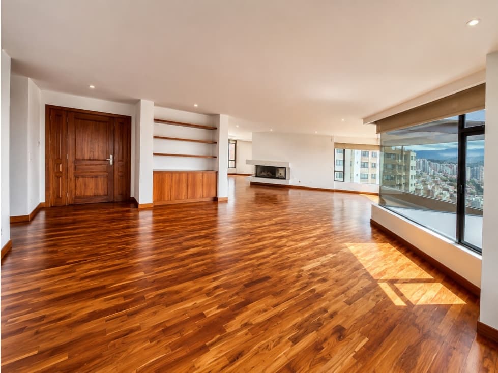 Arriendo Amplio Departamento González Suárez, 430m2, con 4 Hab — foto 4