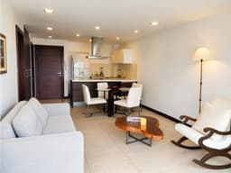 En Venta: Suite con Jardín Privado en Cumbayá Junto a la USFQ