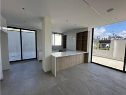 Casa de lujo en San Juan Alto Cumbayá Vista y confort | Innova Real