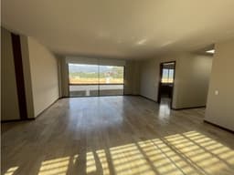 CUMBAYA-COLEGIO MENOR DEPARTAMENTO DE LUJO 227.50 M2 - 3 DORMITORIOS