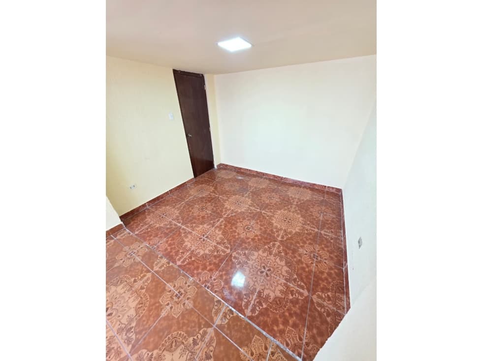 INMOPI VENDE CASA EN CONJUNTO CHILLOGALLO | IPS-0171 — foto 3