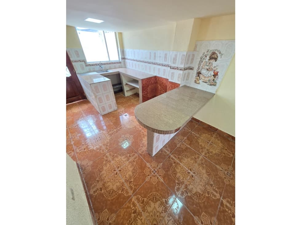 INMOPI VENDE CASA EN CONJUNTO CHILLOGALLO | IPS-0171 — foto 6
