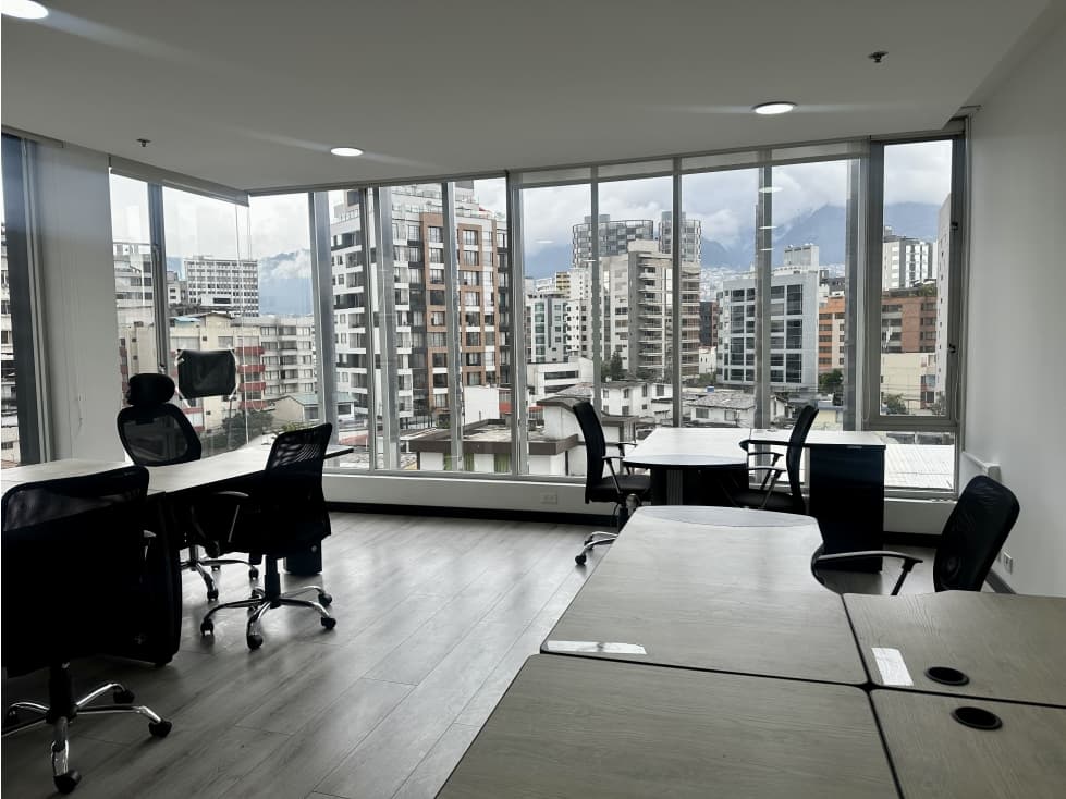 OFICINA VENTA Quito 50m2 con balcón plazaArgentina — foto 1