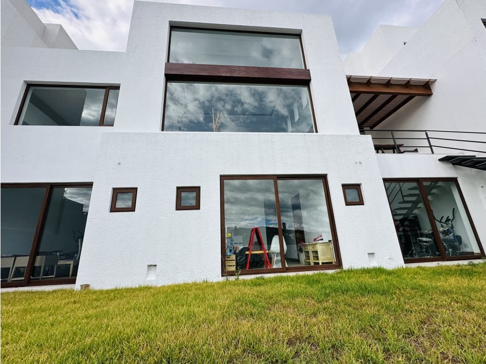 Casa VENTA 3 dormitorios CUMBAYÁ Algarrobos — foto 1