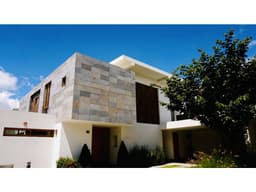 INVERSIONISTAS Casa VENTA Cumbayá urbanización La Viña