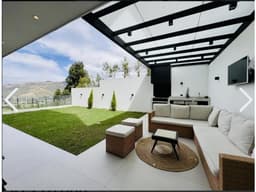 Departamento 2 dormitorios VENTA Cumbayá Yanazarapata