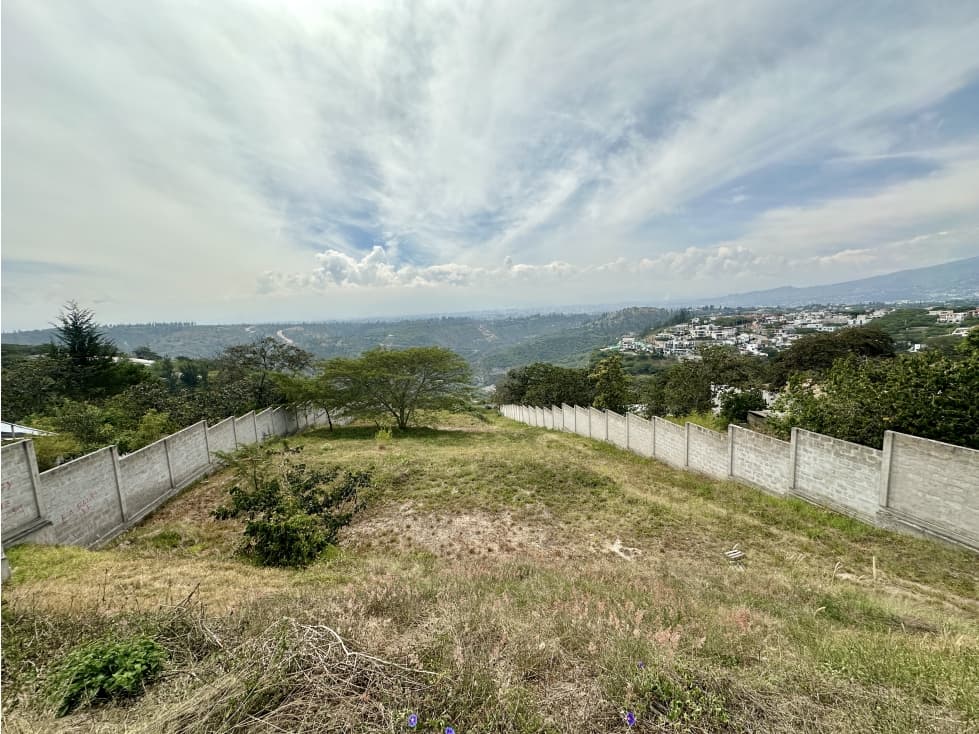 Terreno inclinado VENTA 4.250 m2 San Pedro de Nayón — foto 2