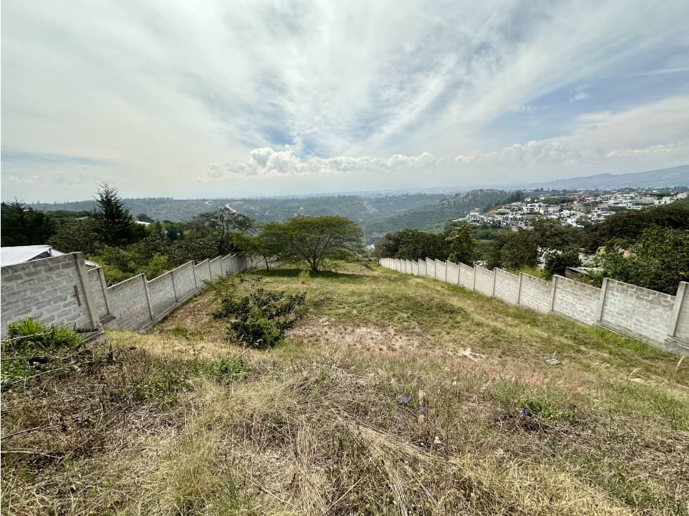 Terreno inclinado VENTA 4.250 m2 San Pedro de Nayón — foto 4