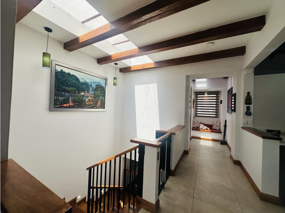 Casa VENTA 3 dormitorios Cumbayá sector Tanda x parque — foto 6