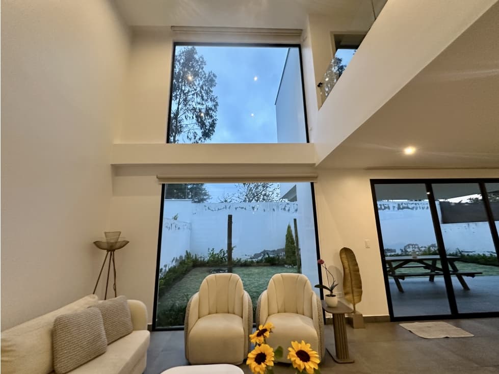 Casa VENTA 3 dormit Tumbaco junto plazaHilacril generador — foto 1