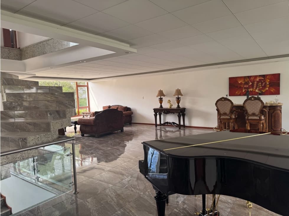 Casa ALQUILER 4 dormitorios Cumbayá La Viña — foto 2