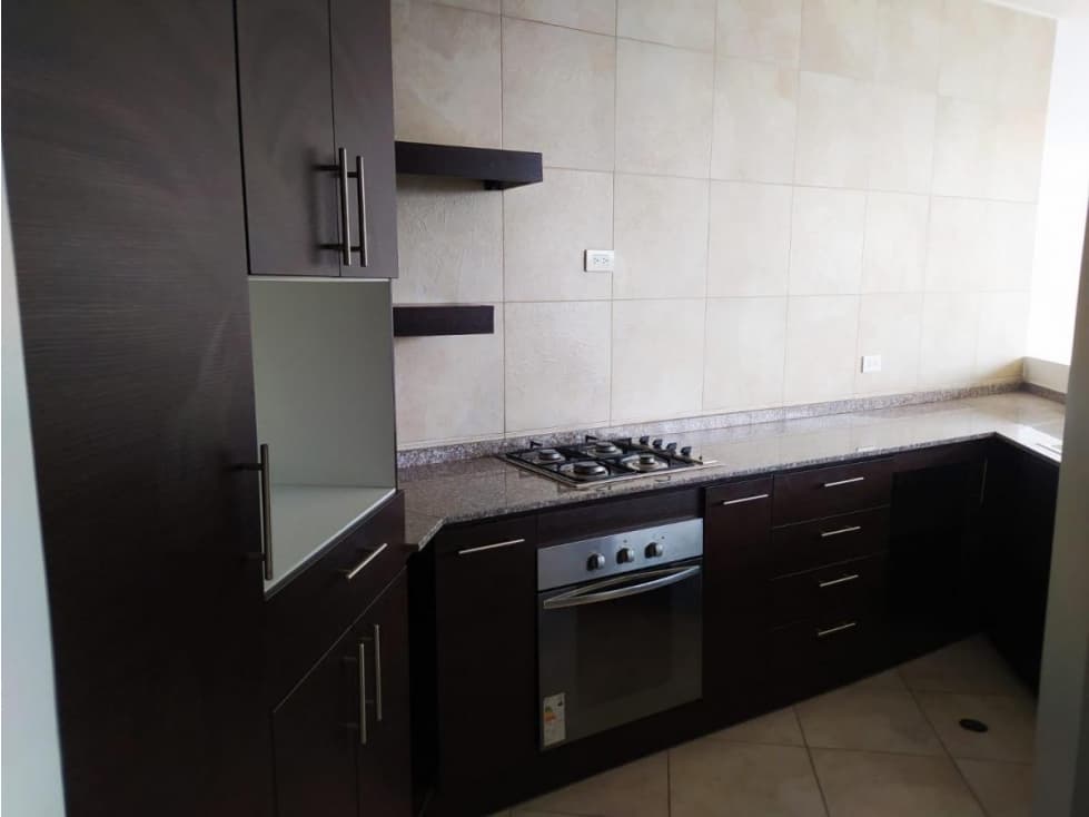Suite VENTA en Cumbayá 2 cuadras USFQ — foto 2