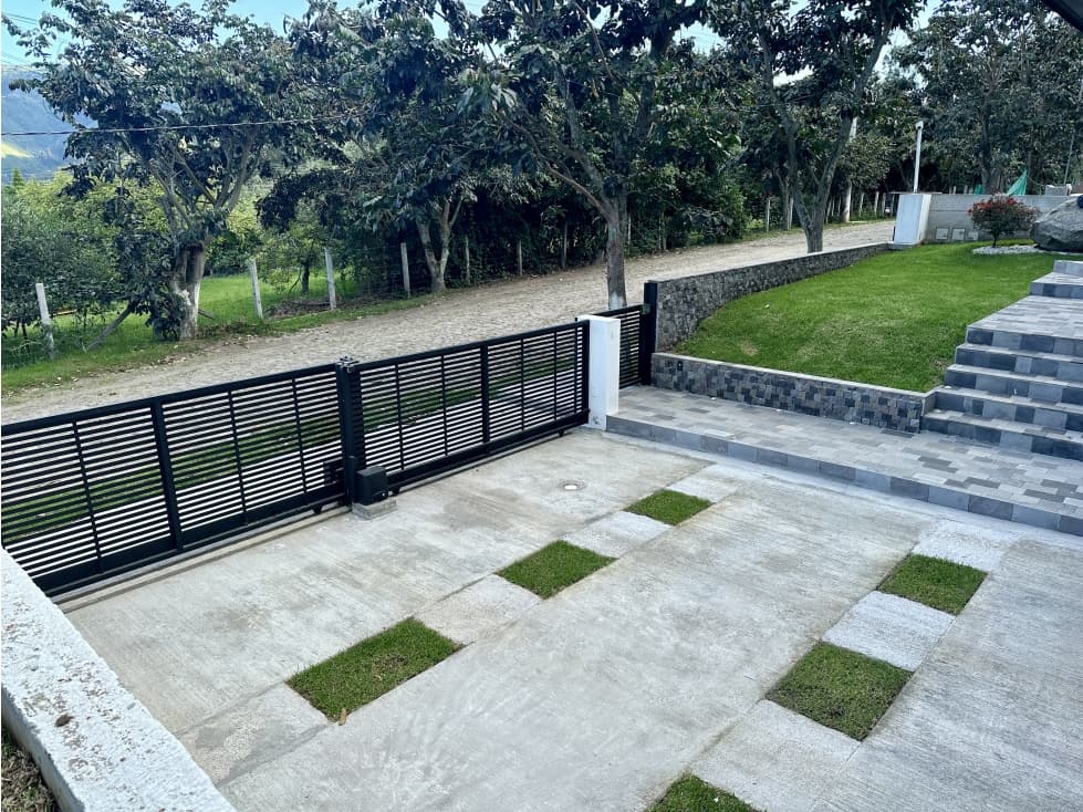 CASA VENTA CUMBAYÁ 4 dormitorios sector San Patricio — foto 6