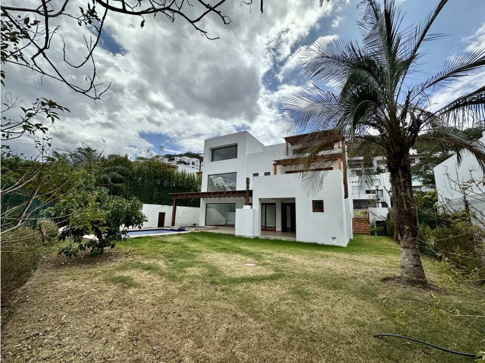 Casa VENTA Cumbayá 4 dormit estudio piscina pérgola — foto 3