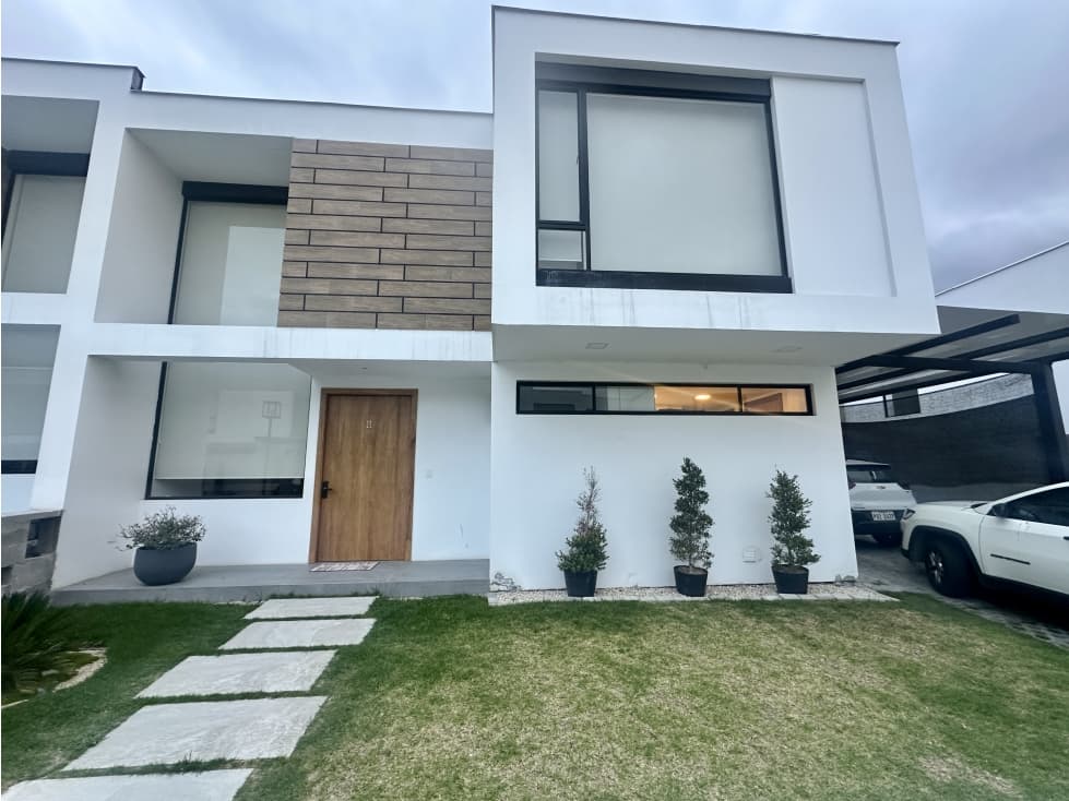 Casa VENTA 3 dormit Tumbaco junto plazaHilacril generador — foto 2