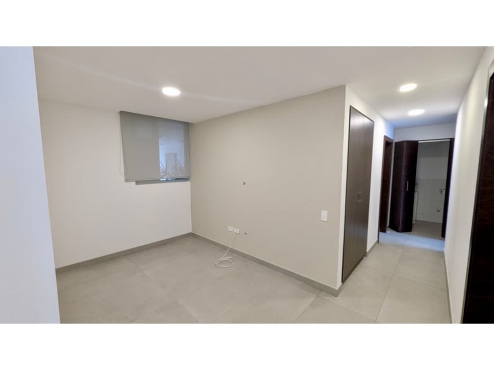 Departamento VENTA 2 dormit más estudio con balcón Cumbayá — foto 3