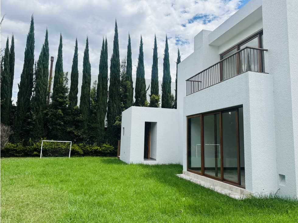 Casa VENTA 4 dormitorios con piscina CUMBAYÁ Algarrobos — foto 2