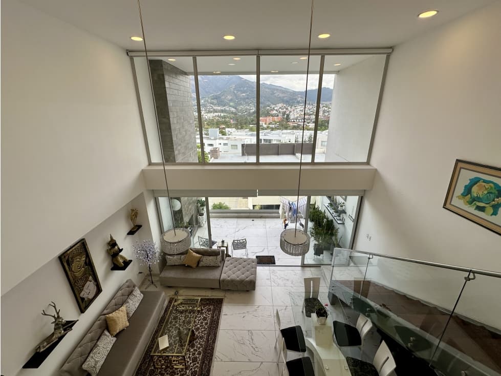 INVERSIONISTAS! Departamento Dúplex 2dorm VENTA CUMBAYÁ edificio lujo — foto 4