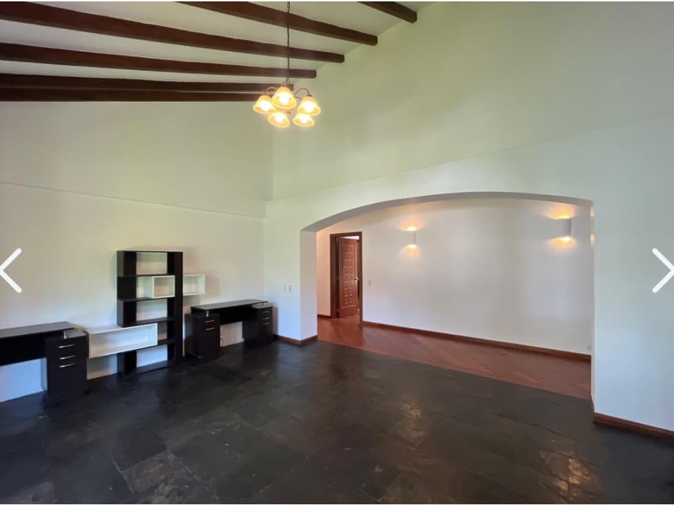 Casa ALQUILER 5 dormitorios 1plantaCumbayá La Viña — foto 3